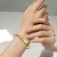 Personalisierter Armreif für Damen