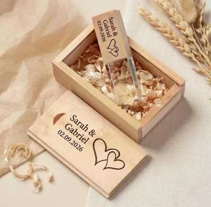 Personalisierte Holzbox mit 64 GB USB-Stick