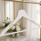 Personalisierte Hochzeitskleiderbügel